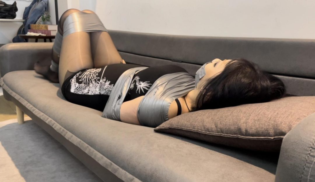 小鹿】新模小鹿，风格比较哥特，挣扎度也很棒，第一次来体验，那胶带必然少不了-12