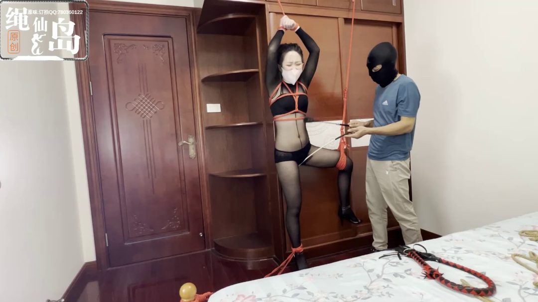 诗诗黑丝全身连体袜，五花捆脚，被子包裹捆上驷马-6