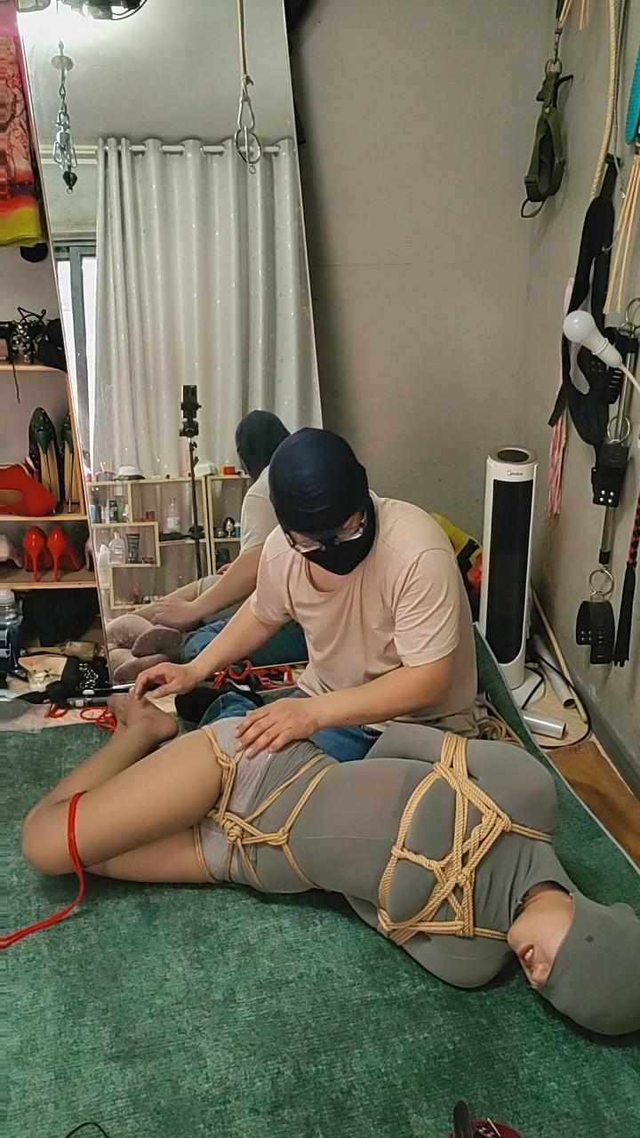 文慧性感皮肤衣-5