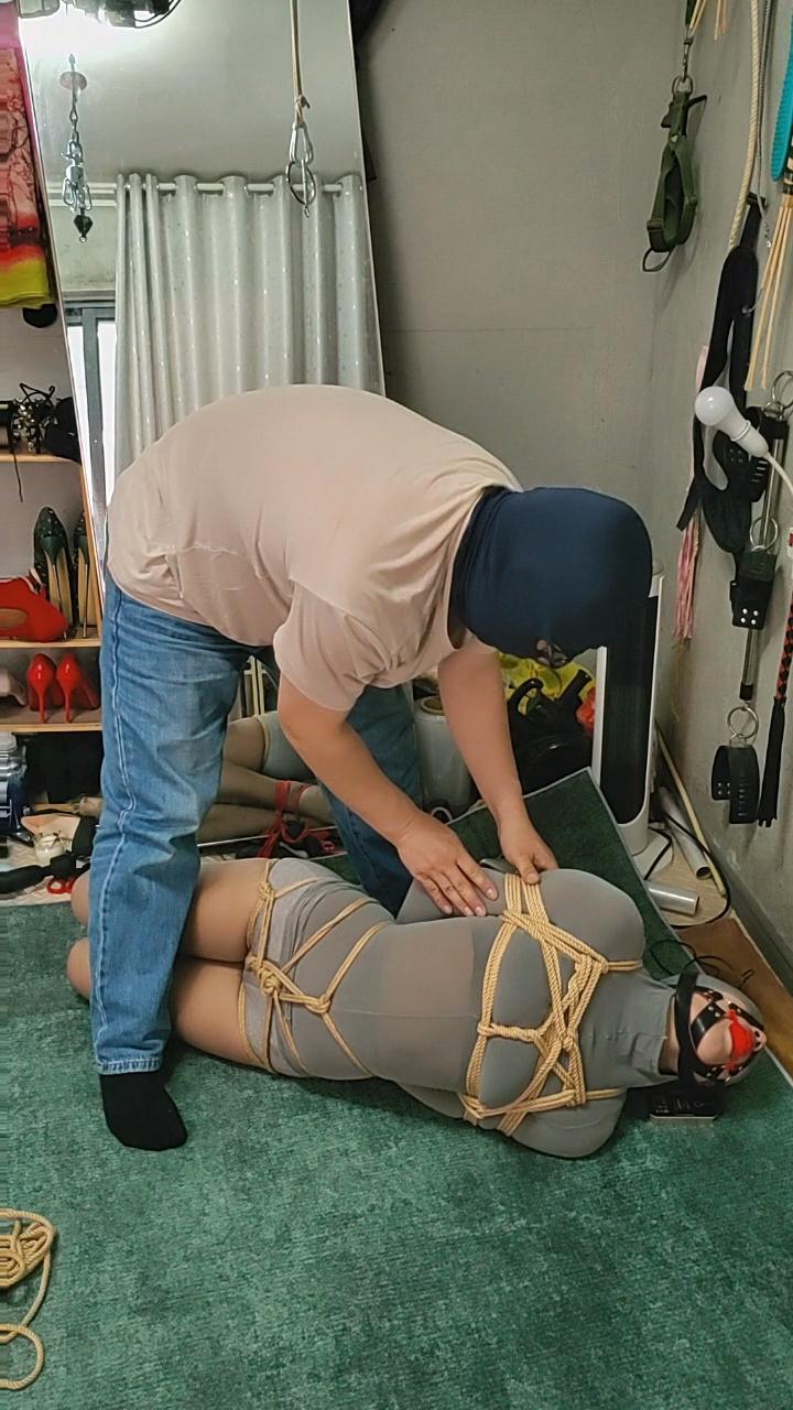 文慧性感皮肤衣-4