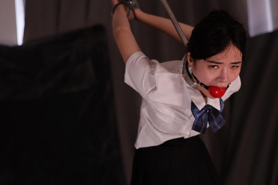 痛苦反手吊1小时 下-5