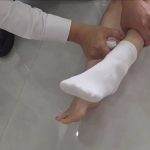 被尾随的女学生