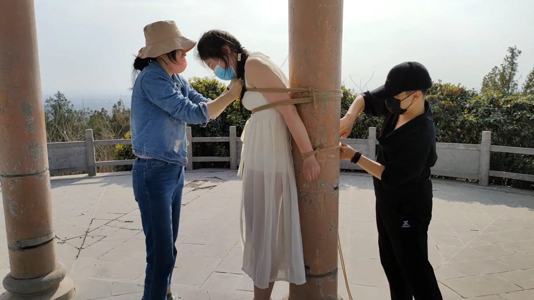 【山鬼工作室】韩璐抢老公，小三被抓包-4