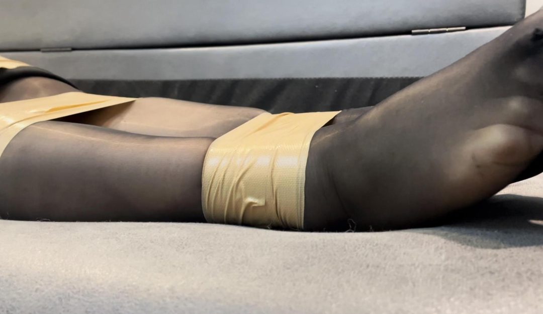 【小雨】【招模特】小雨的胶带捆绑与挣扎-7