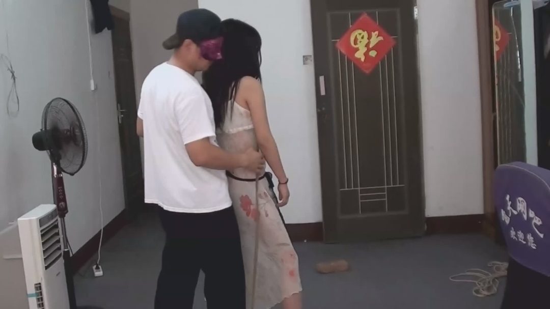 定拍漂亮模特雪儿性感透明睡裙捆绑-2