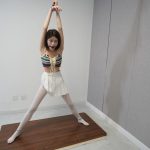 【灰太狼的羊】高难度姿势束缚放置，挠痒痒、鞭打、棘轮接连惩罚！【口球＋皮鞭＋镣铐＋挠痒痒＋棘轮】