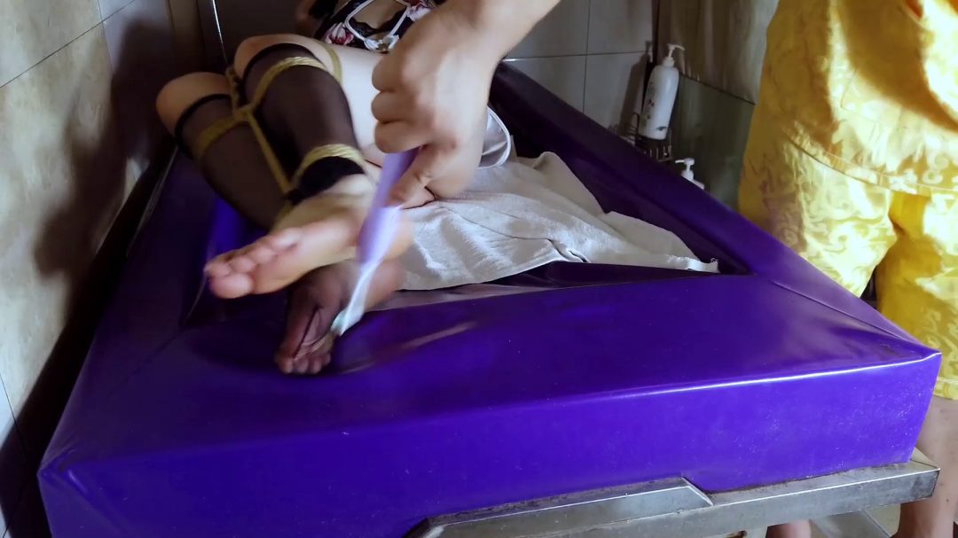 小胖妹淋浴记-4