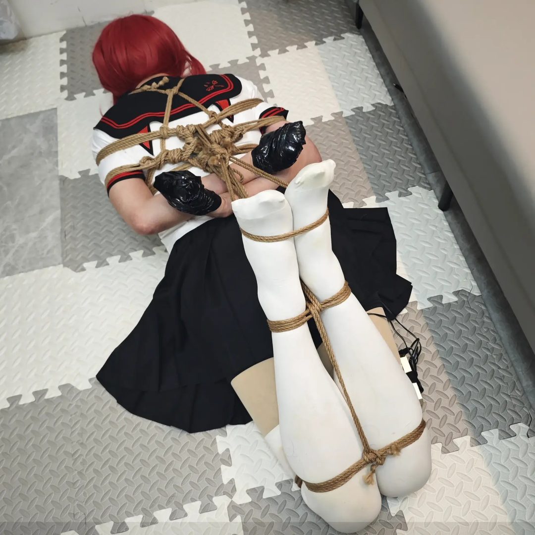 【追风】小男娘驷马紧缚+高档位电击调教+挠脚心-3