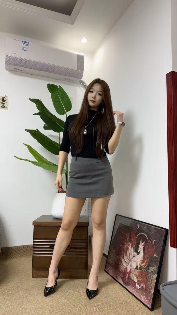 金宝工作室 新人推荐：LuLu 雪糕 七七 奶贝 兮兮 只只 剧情简介：木子 雨林 小白出演-12