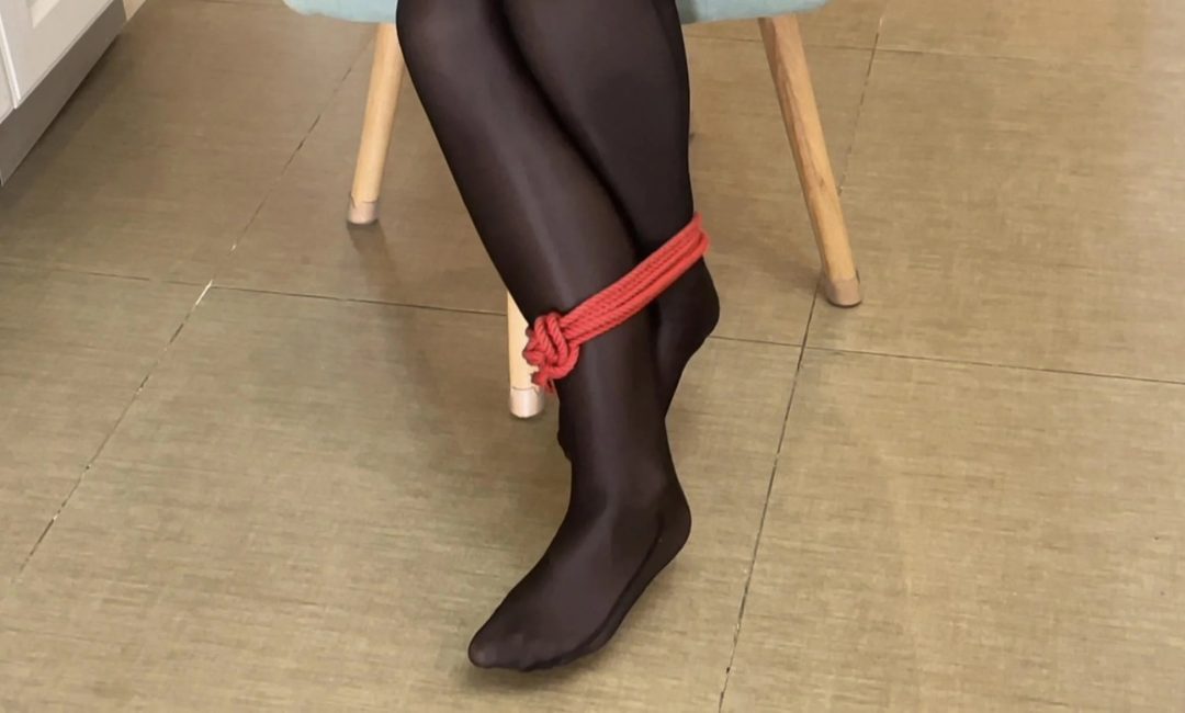 【小诺定拍】 海绵球+封嘴，黑丝小jio，挣扎度很高-11