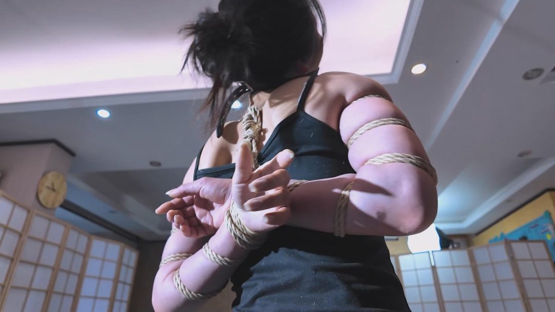 绳屋藏娇 定拍：洛洛黑丝吊脖子-2