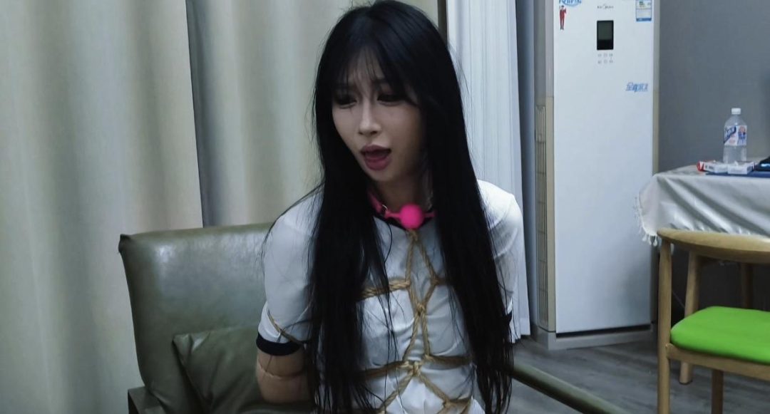 【禾一定拍】（私人订制）挣扎逃脱呻吟-1