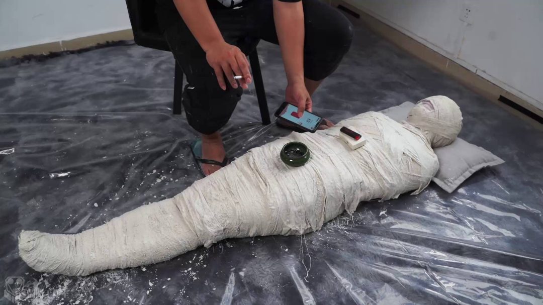 石膏绷带木乃伊-4