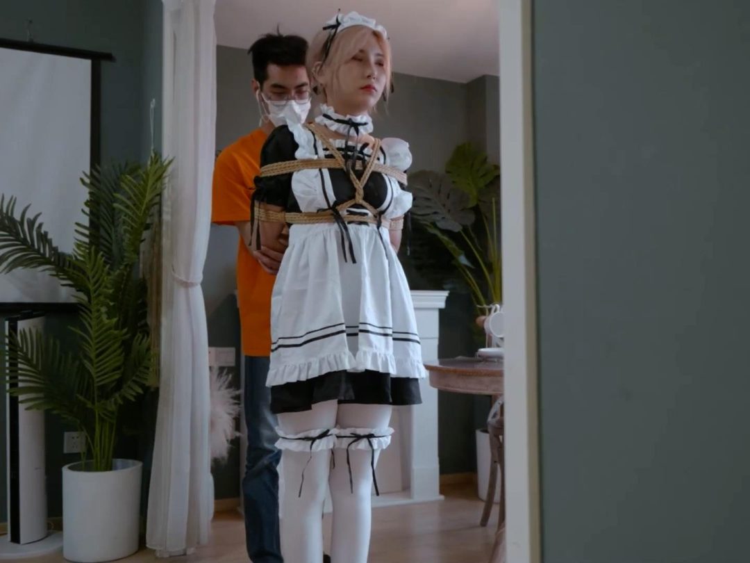 【红鲤鱼公映】小發早期白丝体操服+白丝女仆装紧缚-6