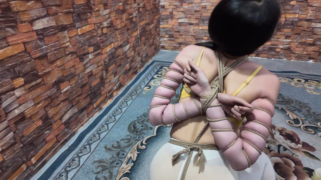 艺仙儿超级紧缚五花,后手并肘观音,后高手,每个姿式手臂变紫,超级享受的感觉-2