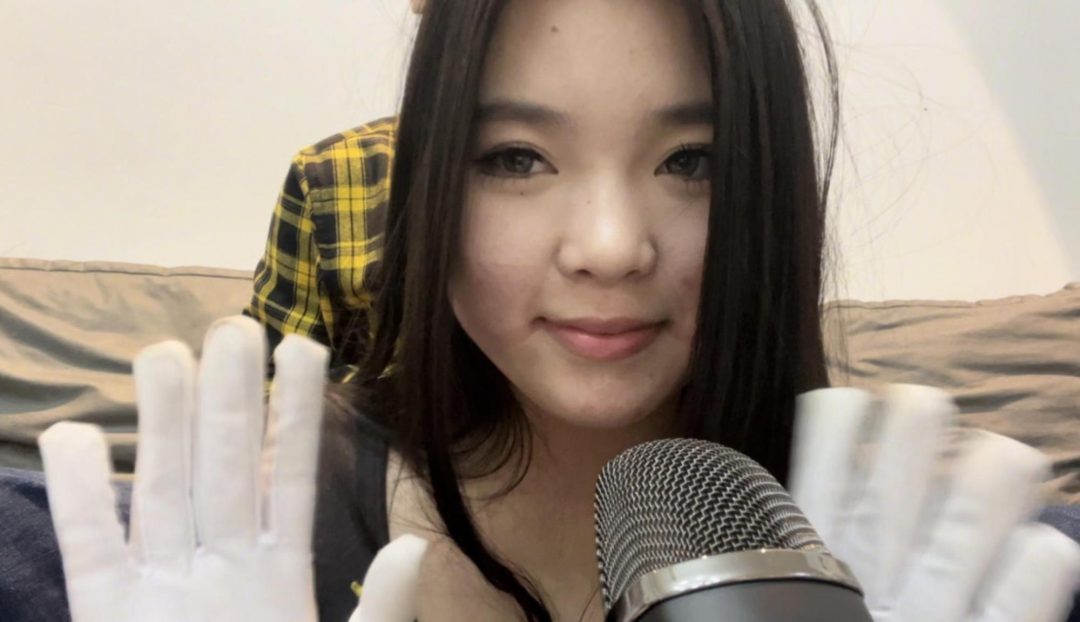 【小贝ASMR】小贝的口球+多层胶带助眠，口水封存了半小时-10