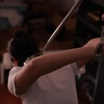 痛苦反手吊1小时 下