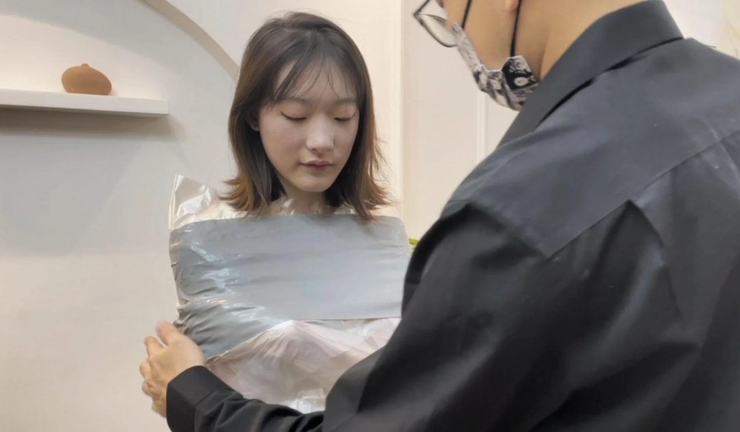 【小雪】 胶带全包，小雪的侧颜真好看-2