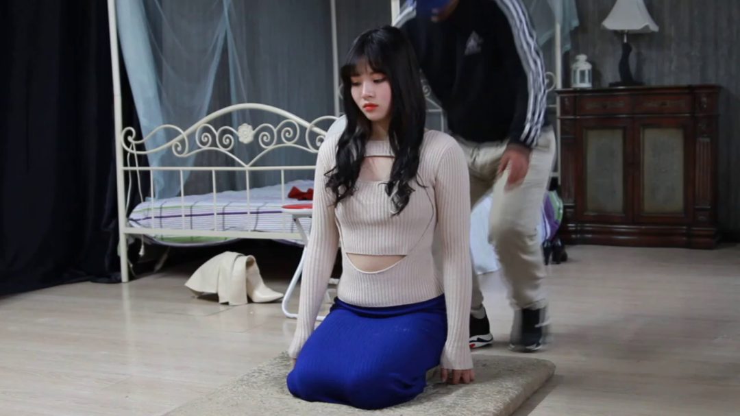 琛白毛衣蓝毛衣-1