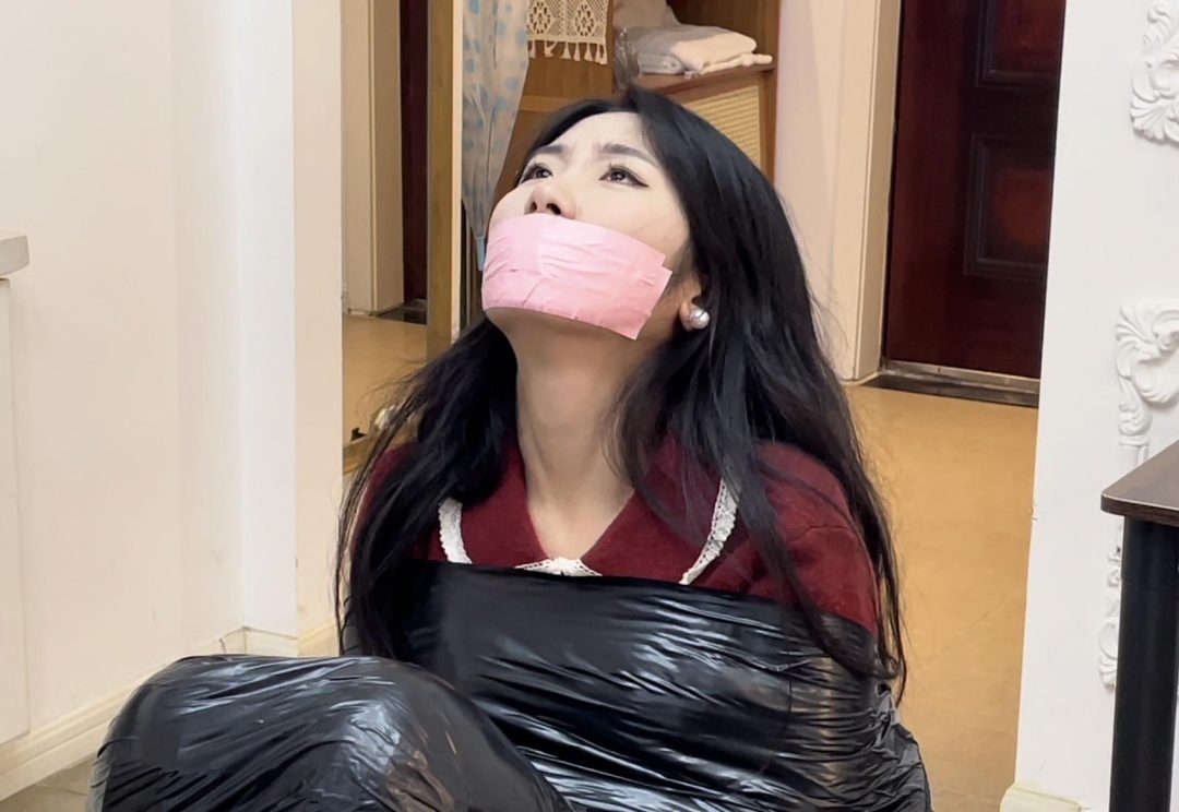 【缚艺录】【小丹】双重胶带封嘴-6