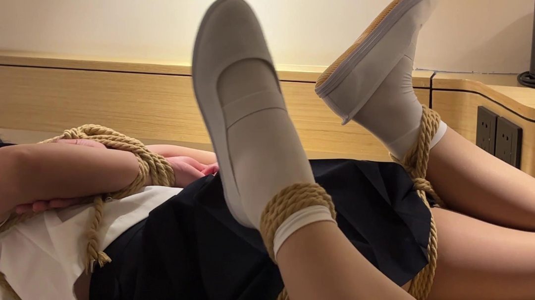 【臭脚妹妹】【驷马】【肉丝】【白袜】【白一带】-5
