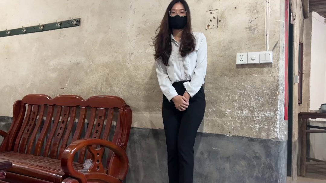 刚毕业的女白领洋洋，因涉嫌酒后驾车，接受问讯-3