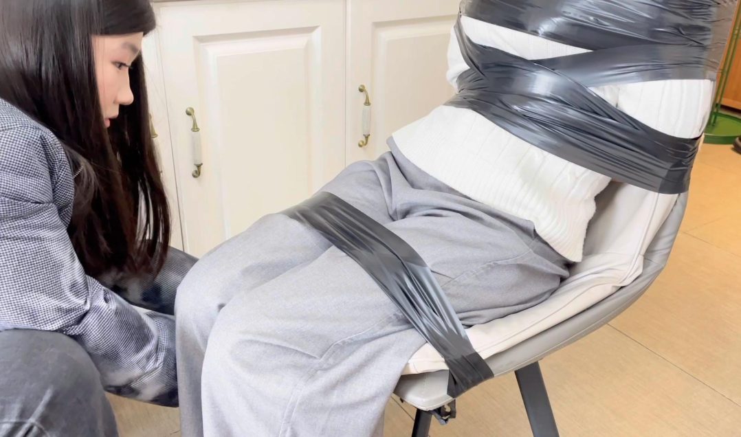 胶带捆绑体验-3