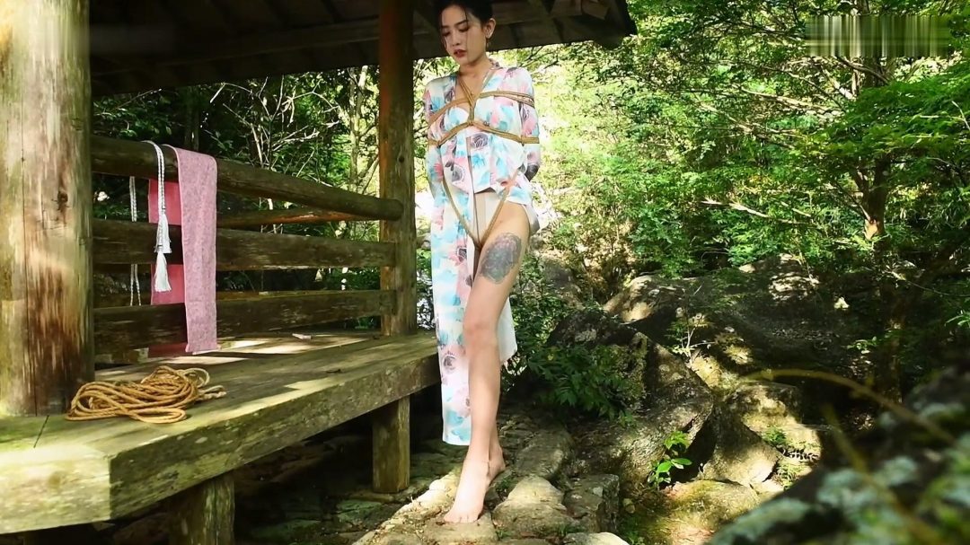 甜甜日本旅拍美束一-4