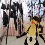 m只能靠着口球和乳夹吊着来保持平衡，想想就刺激