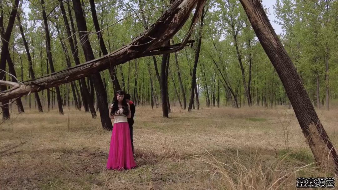 果冻布丁户外吊缚-2