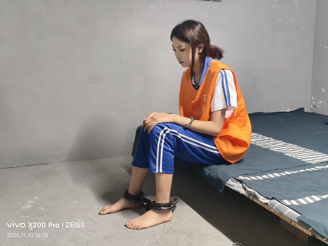 【鑫鑫工作室】张涵18岁的女学生-9