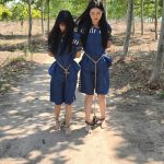 【鑫鑫工作室】林悦是H市井花新人，气质清冷。沈菲是一家广告公司的文案策划，古灵精怪。两人自小一起长大，情同姐妹。虽然她们感情很好，但得知闺蜜沈菲犯法了，还是选择抓捕她。因为在后面的过程中徇私枉法，帮助