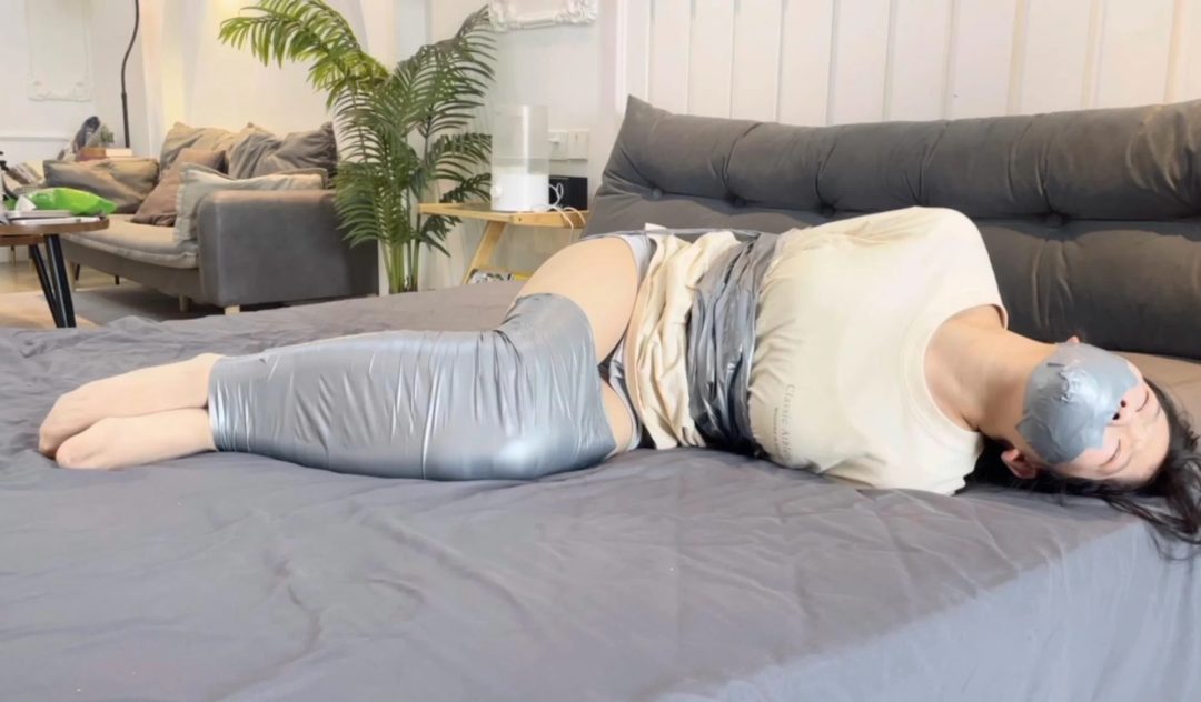 【小R】驷马胶带的束缚-7