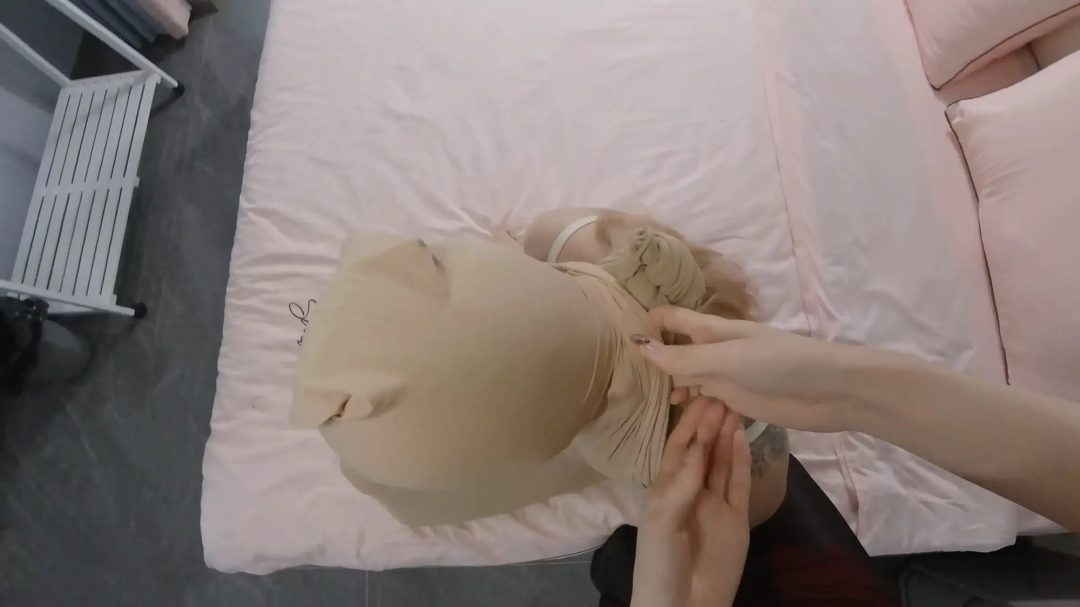 《网瘾紧缚治疗所》第六章 隔壁老板上门第一人称丝袜全包-6