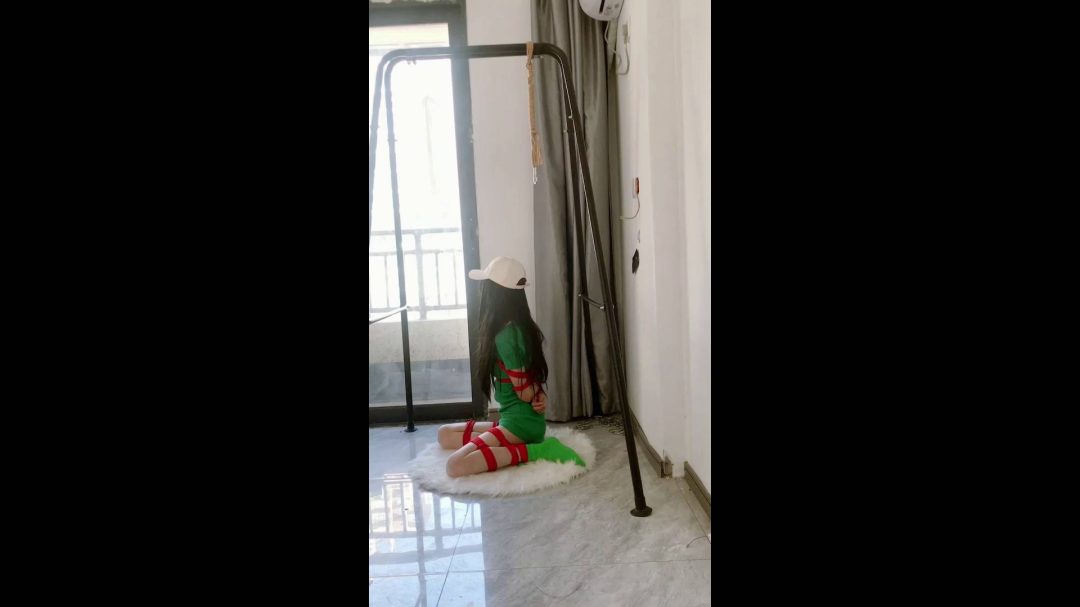 再次挑战难受的吊绑玩法+阳台镣铐-3