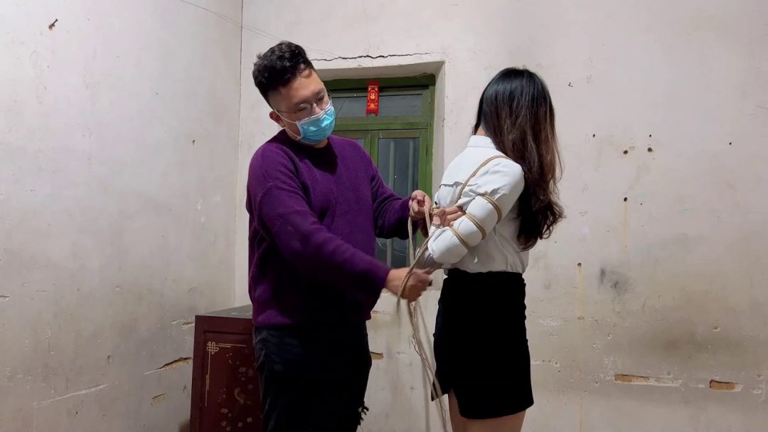 白领洋洋，涉嫌酒后驾车-2