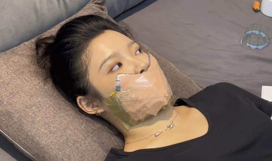 【小橙】胶带贴贴贴~11层胶带，严实地封嘴，每一位模特的必经之路~-5