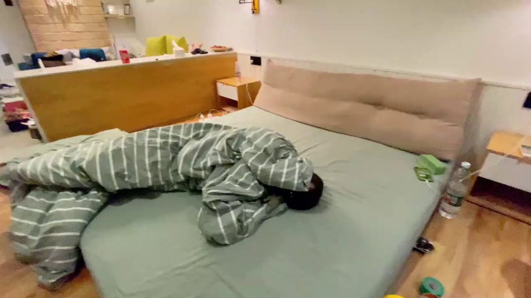 小H的全包体验2-6