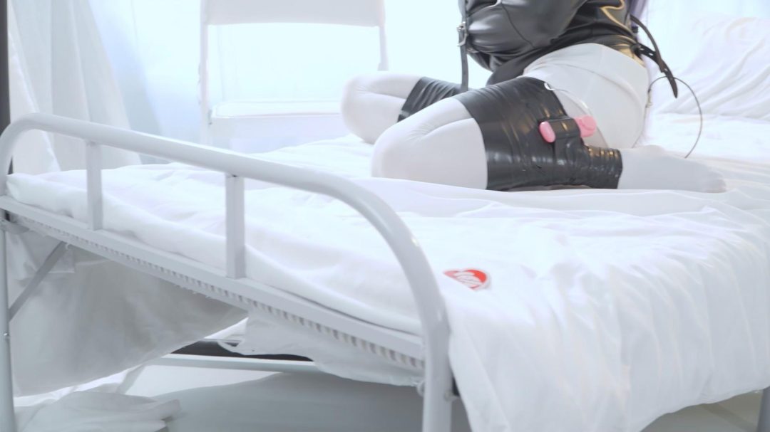 捆绑Cos系列第六集，独角兽小护士 驷马 吊缚 后手吊缚 眼罩 胶带 恋足 打脚心 口球 捆绑-1