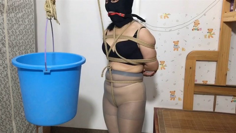 灰丝 驷马 口球 刺激的股绳吊-6