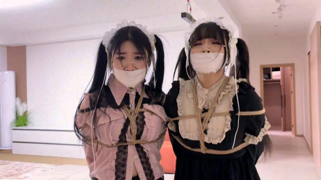 king的饱和式剧情《洋娃娃屋02》超有趣的设定 根据漫画改编 真人美女被强制变成洋娃娃 被超密集捆绑 只有眼珠乱转 吴晗 曼妮！-5