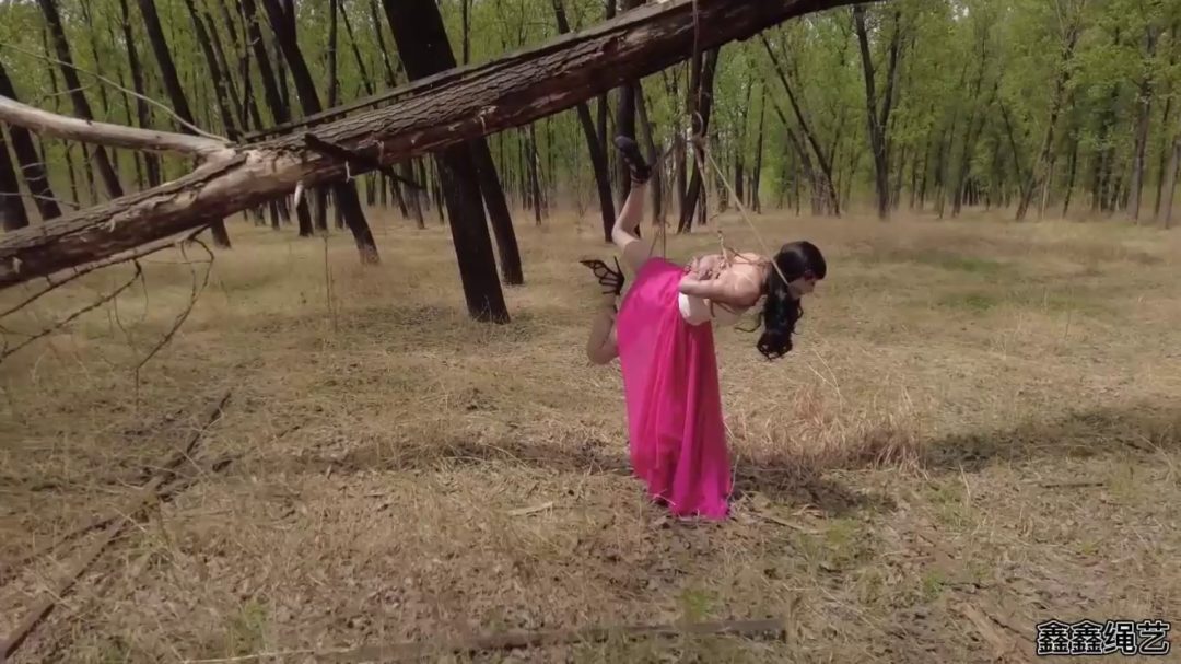 果冻布丁户外吊缚-7