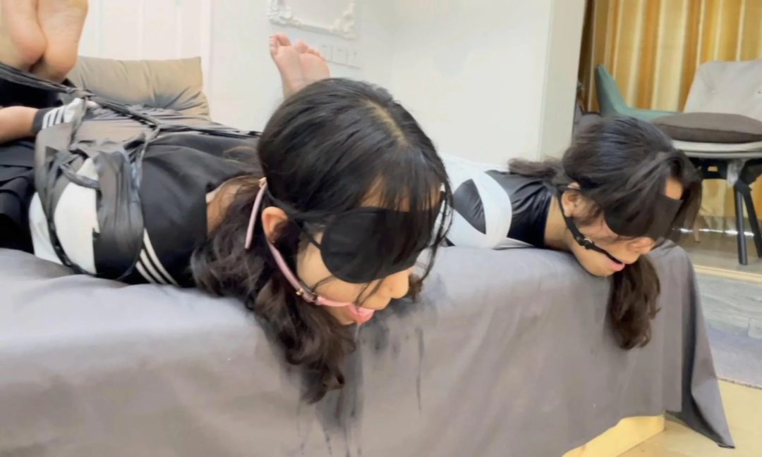 小雨】【招模特】双倍的挣扎+流口水，床单都湿透了，难得的双人驷马，且看且珍惜-8