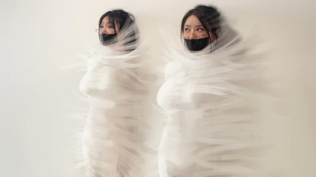 king云雀定拍《奇特监狱——紧身女囚02》饱和式剧情 越狱高手被紧身衣囚禁成人棍 美女-11