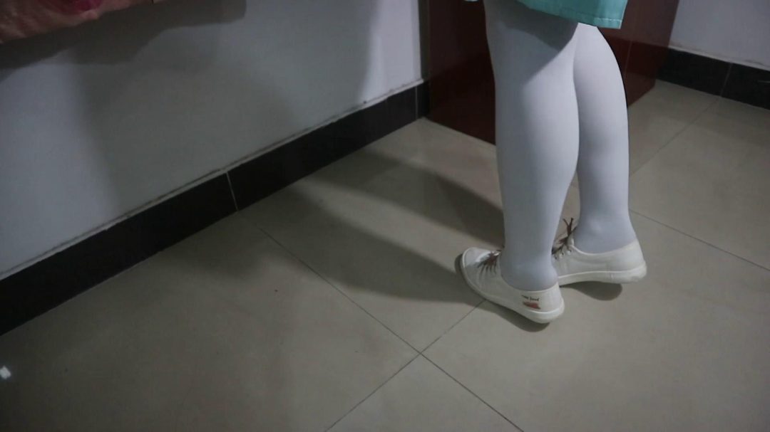 【臭脚妹妹】【白丝JK】【小白鞋】【丝袜堵嘴】【吊】-4