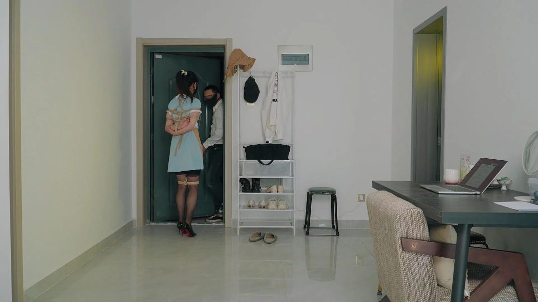 【Raymond】我的Sub小娇妻3：sm游戏中意外直面老公的下属的羞耻-3