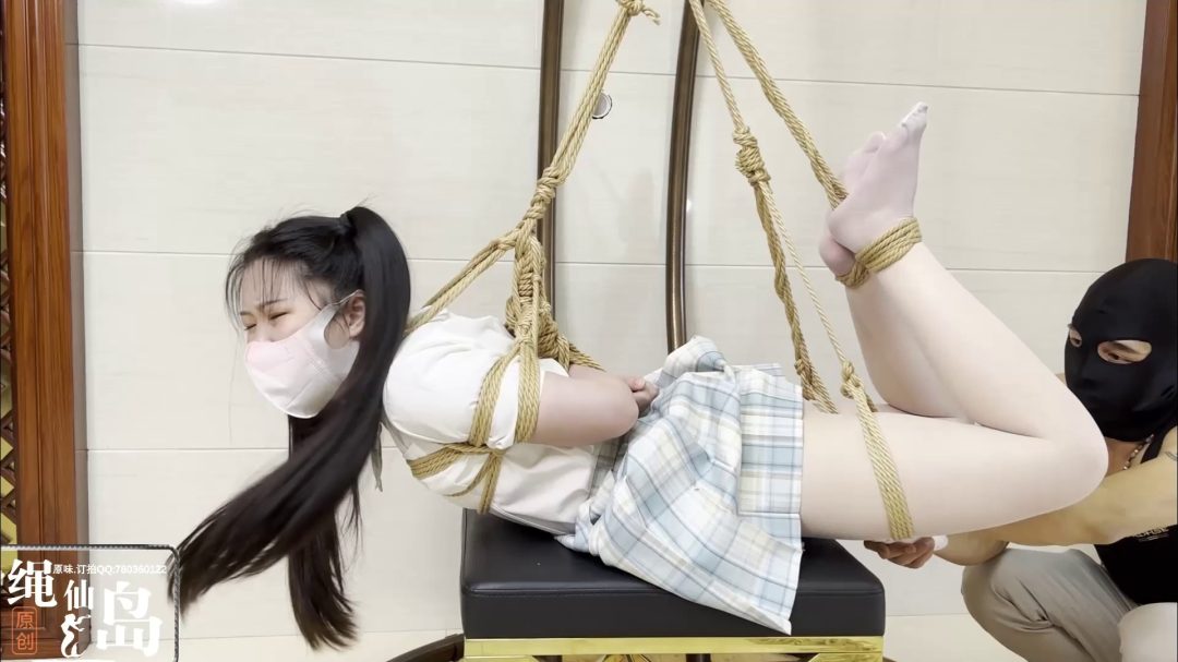 诗诗JK制服，驷马捆绑-2