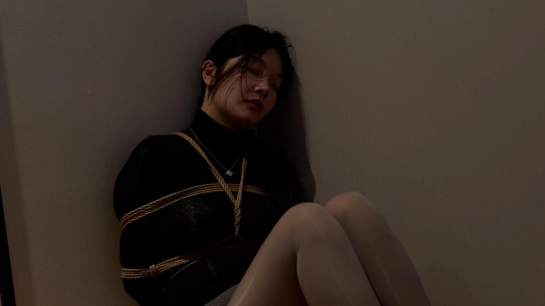 【红鲤鱼】原配抓了小三后捆绑猿辔起来-1