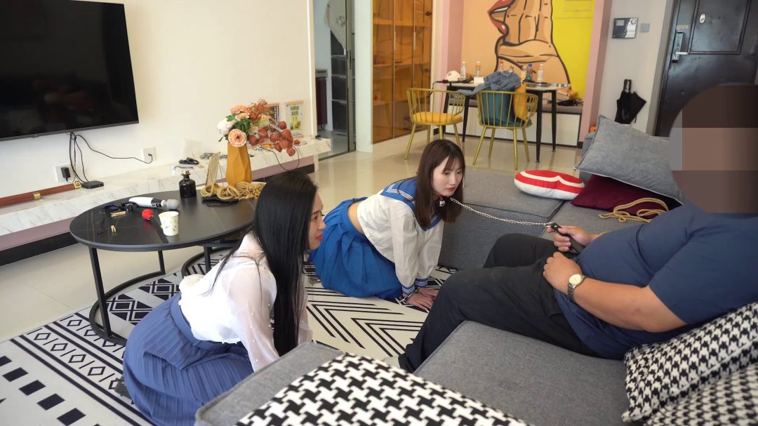 一主二奴 （上集）新奴培训 K9牵引 钢枷 日式紧缚 鼻钩口球 开腿缚 鞭打等等-1