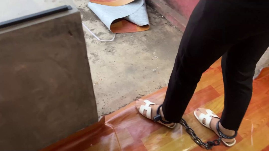 刚毕业的女白领洋洋，因涉嫌酒后驾车，接受问讯-8